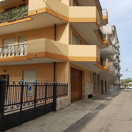 Sottomarina Beach Apartment Chioggia Exterior photo