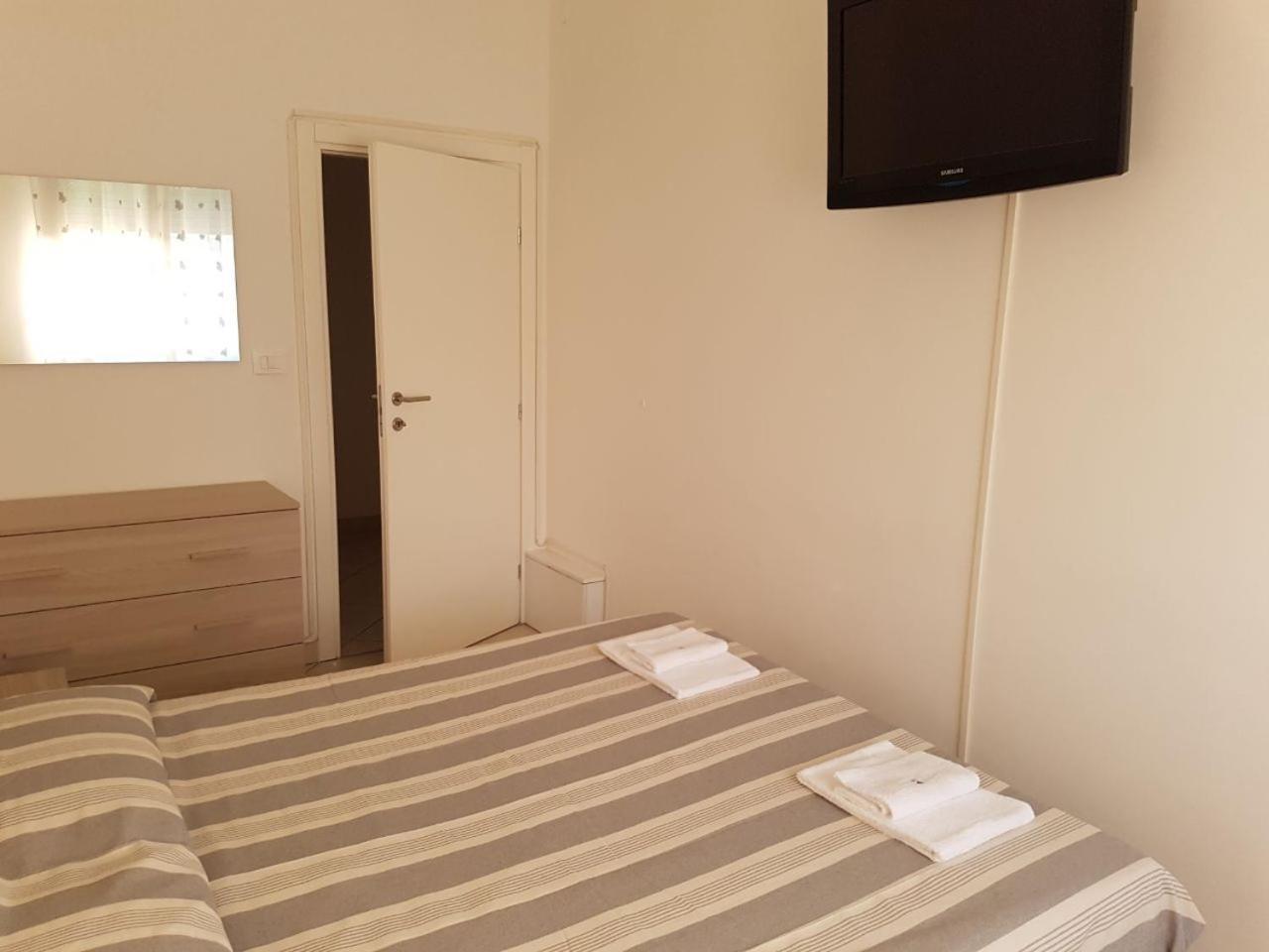 Sottomarina Beach Apartment Chioggia Exterior photo